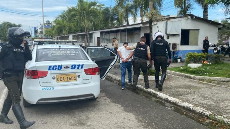 Presunto Sacapintas Capturado Tras Persecuci N Policial En Machala