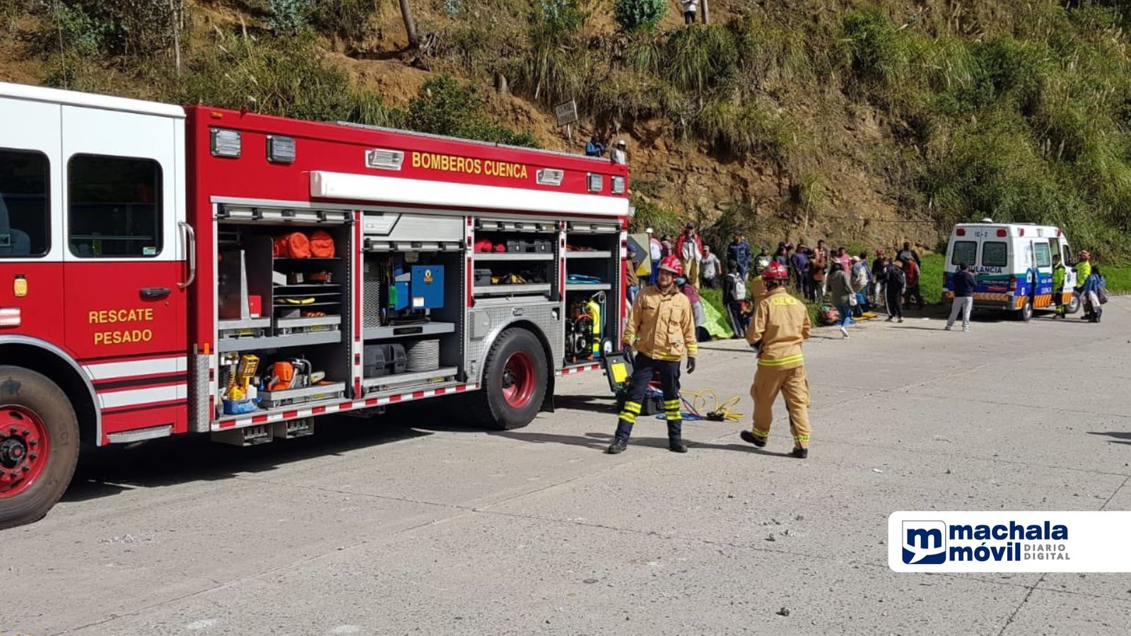 Volcamiento De Bus En Cuenca Deja Dos Fallecidos Machala Móvil 