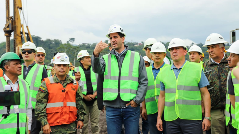 Ministro de Transporte señala que no habrá alza de pasajes