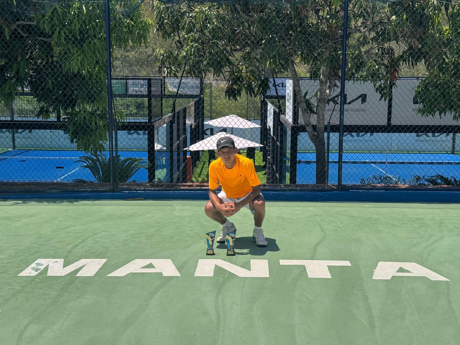 Doble título nacional para el tenista Ezequiel González en torneo grado 2 de Manta