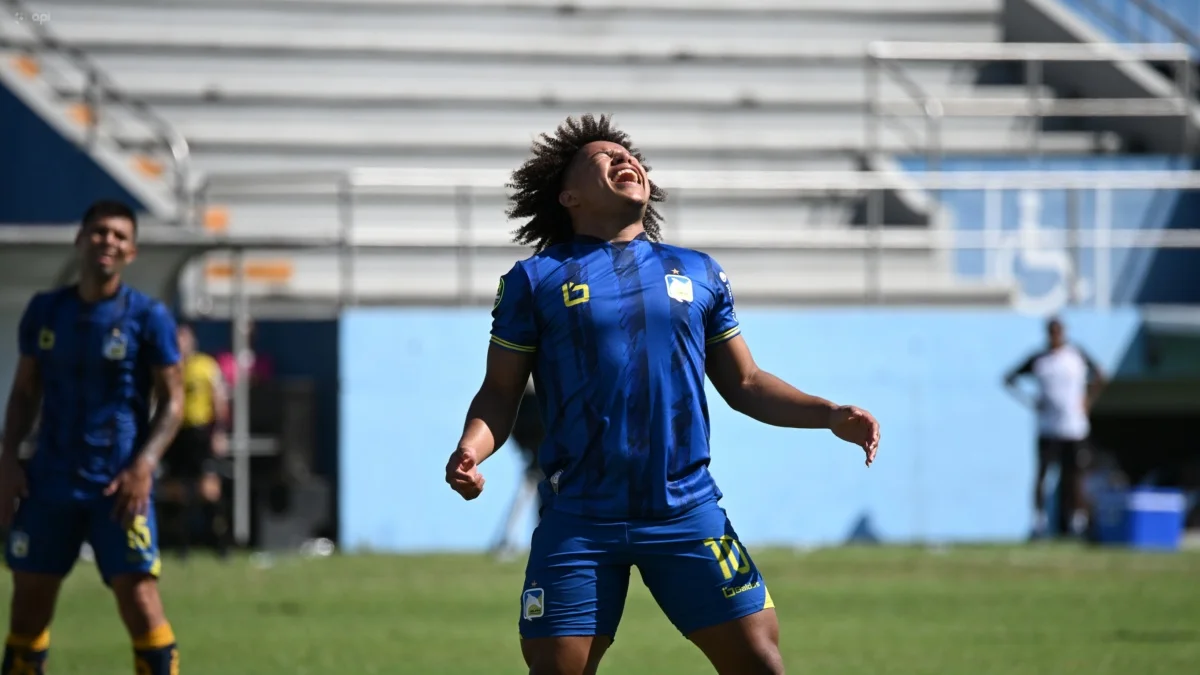 Delfín SC deberá pagar $2.000 por polémico meme contra Manta FC