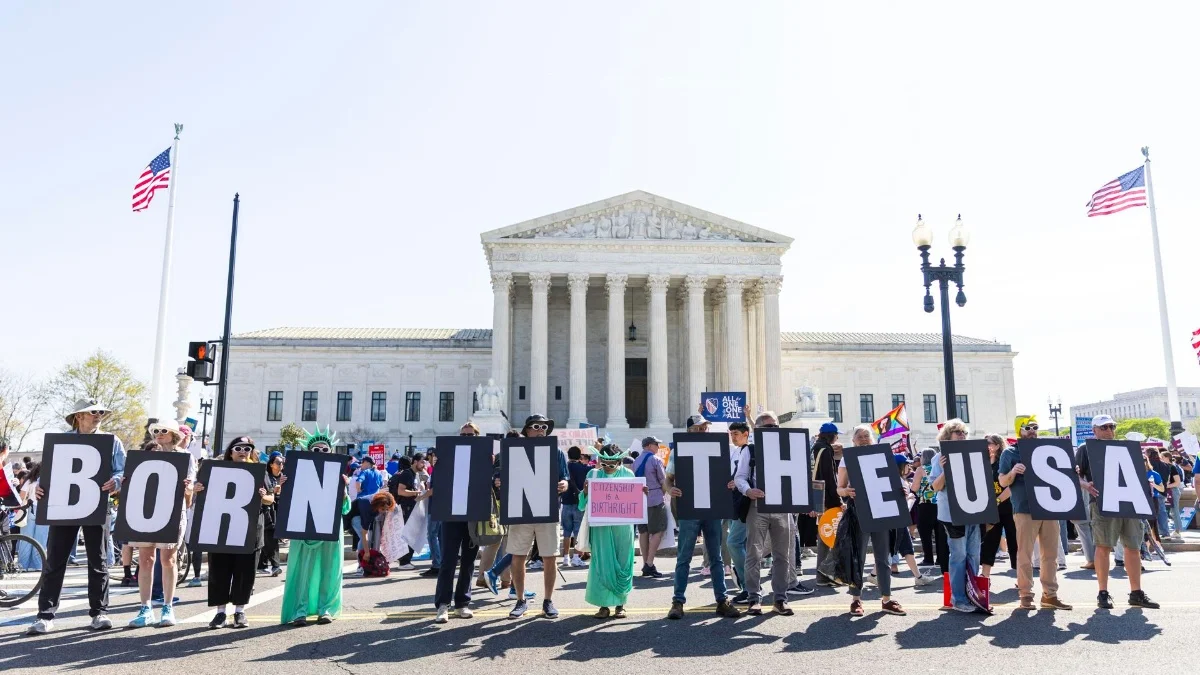 Corte Suprema de EE. UU. analiza plan de Trump para limitar ciudadanía por nacimiento