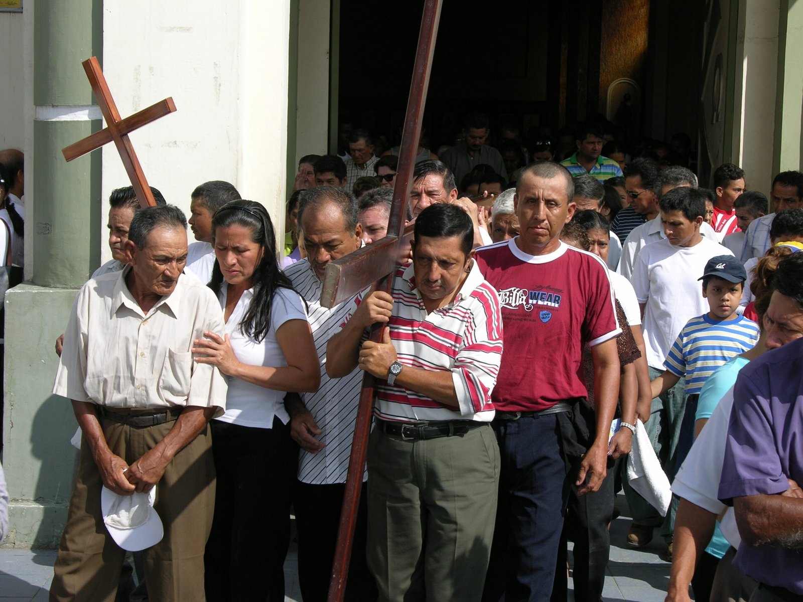 Machala se alista para vivir el Viernes Santo con Vía Crucis y procesión del Santo Sepulcro