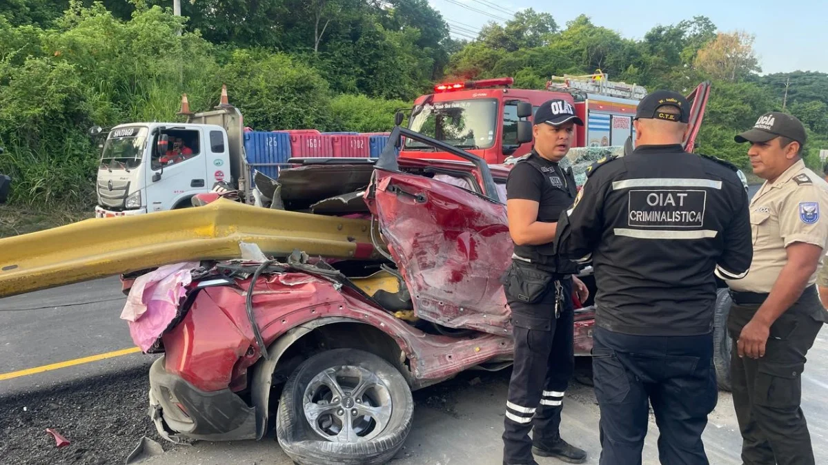 Accidente de tránsito provoca congestión y cierre parcial en la vía a la Costa