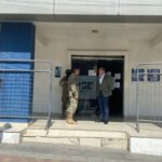 Fiscalía allanó viviendas de policías y militares por atentado en Manta