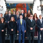 Gobierno emite tres decretos para concretar la fusión de ministerios y la reorganización estatal
