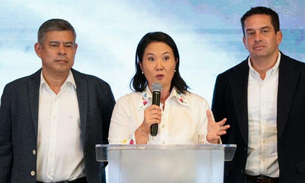Keiko Fujimori mantiene ventaja sobre Roberto Sánchez en reñida elección presidencial de Perú