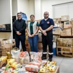 Instituciones bomberiles donan alimentos al Banco de Alimentos de Machala